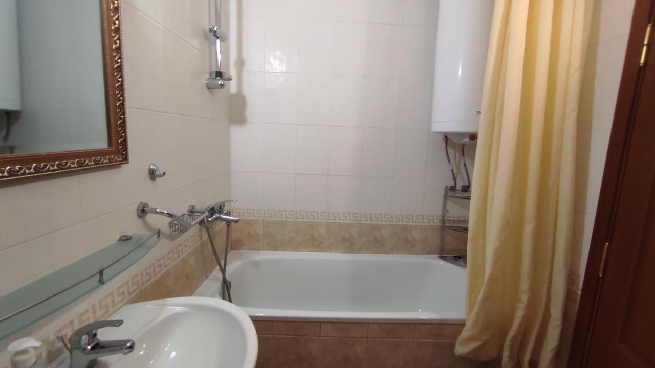 Dom-El Real Apartments In Sea View Complex Sveti Vlas Bagian luar foto